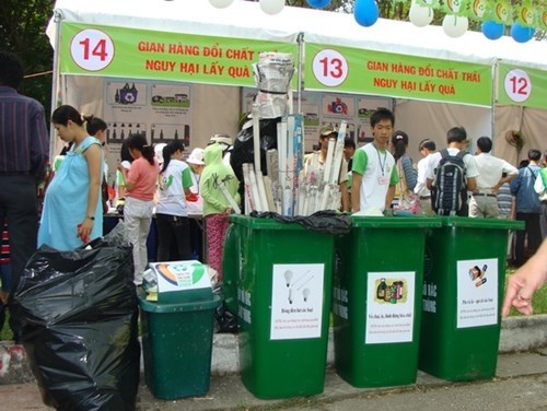 Ho Chi Minh-Ville: La 9e fete de recyclage des dechets hinh anh 1