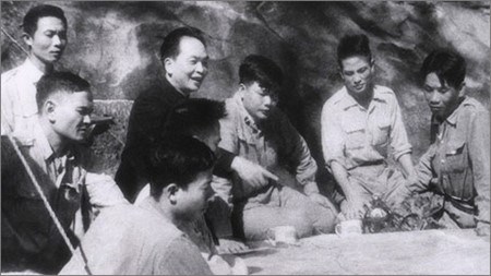 Celebration du 62e anniversaire de la victoire de Dien Bien Phu hinh anh 1