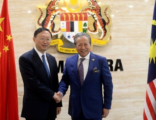 Malaisie et Chine conviennent de regler la question de la Mer Orientale par la DOC hinh anh 1