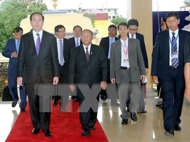 Le president du Vietnam rencontre des dirigeants cambodgiens hinh anh 2