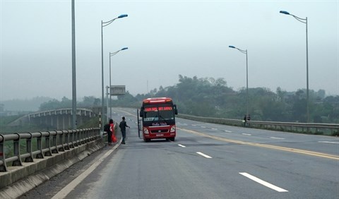 Des mesures renforcees pour limiter les accidents sur les autoroutes hinh anh 2