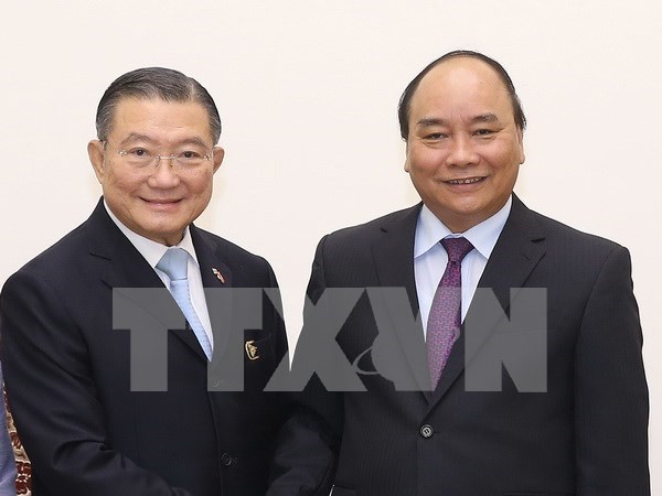 Le PM recoit le president du groupe thailandais TCC hinh anh 1