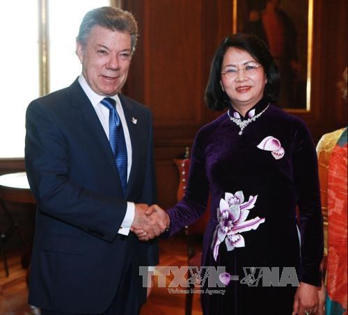 Vietnam et Colombie developpent leur cooperation en tous domaines hinh anh 1