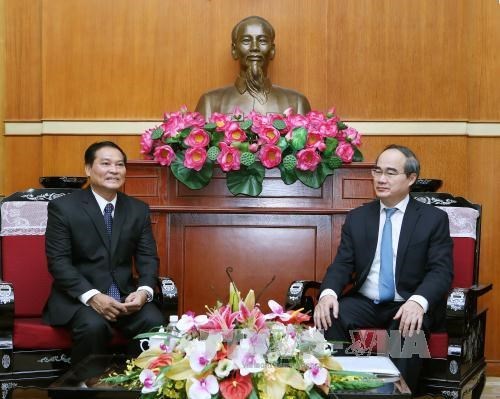 Vietnam-Laos : le FPV et le FLCN renforcent leur cooperation hinh anh 1