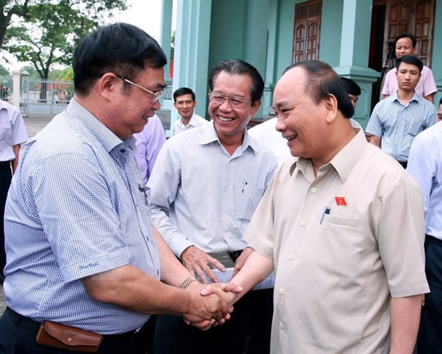 Le Premier ministre demande a Vinh Bao de developper l'agriculture high-tech hinh anh 1