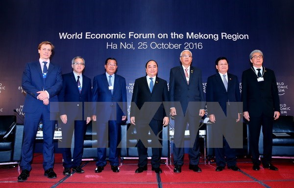WEF-Mekong : le PM appelle a accelerer la connexion economique hinh anh 2
