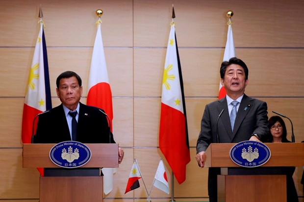 Le Japon souhaite intensifier la cooperation avec les Philippines hinh anh 1