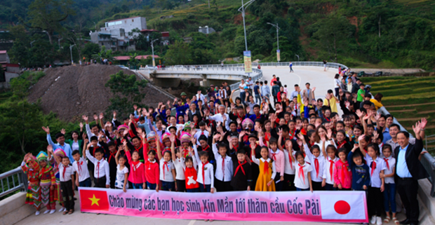 Ha Giang : inauguration d’un pont finance par le Japon hinh anh 1