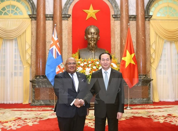 Le president du Vietnam recoit de nouveaux ambassadeurs hinh anh 5