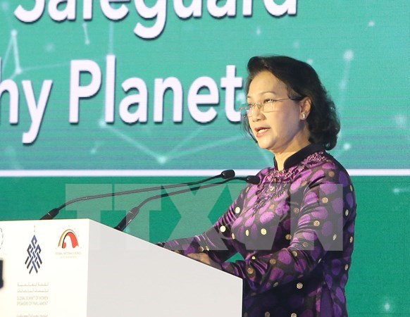 Sommet a Abu Dhabi: le Vietnam salue les efforts pour proteger l'environnement hinh anh 1