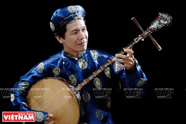 Huynh Khai, un artiste passionne de musique folklorique hinh anh 1