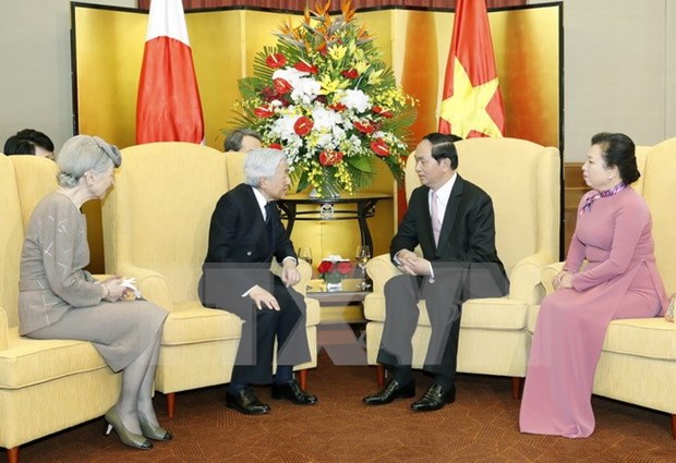 L'empereur du Japon et son epouse terminent leur visite d'Etat au Vietnam hinh anh 1