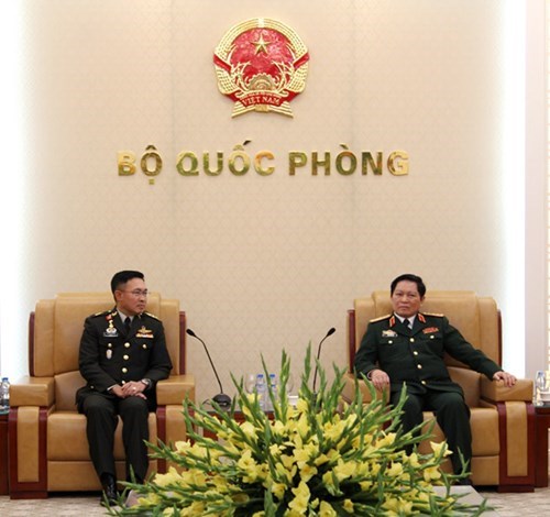 Promouvoir la cooperation Vietnam-Thailande dans la defense hinh anh 1