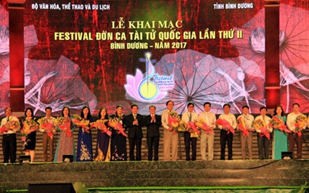 2eme Festival national du Don ca tai tu a Binh Duong hinh anh 1