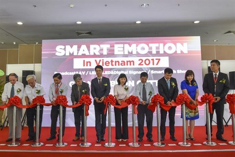 Industrie : ouverture de l'exposition Smart Emotion 2017 a Ho Chi Minh-Ville hinh anh 1