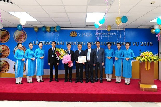 Vietnam Airlines : compagnie des services subsidiaires (VIAGS) honoree par des etrangers hinh anh 1