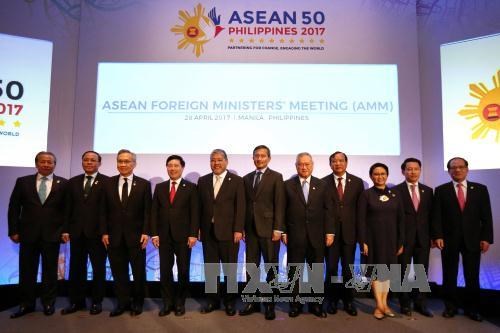 ASEAN : les ministres des AE rendent publique une declaration sur la peninsule coreenne hinh anh 1