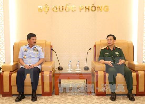 Armee : Vietnam et Indonesie renforcent leur cooperation hinh anh 1