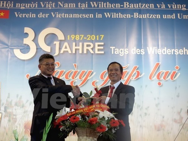 Le programme de cooperation du travail Vietnam- Allemagne de l'Est, 30 ans deja hinh anh 1