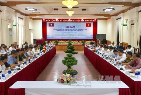 Thua Thien-Hue et Sekong determinees a poursuivre leur cooperation multiforme hinh anh 1