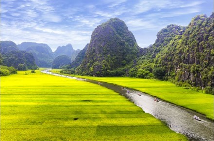 Tourisme: le Vietnam parmi les 10 destinations preferees en 2017 hinh anh 2