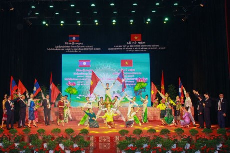 Ha Tinh renforce sa cooperation avec des localites laotiennes hinh anh 1