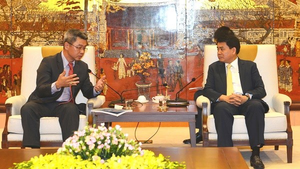 Hanoi coopere avec l’ASOCIO dans l’edification de la ville intelligente hinh anh 1