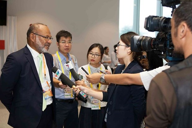 APEC 2017 : Des delegues apprecient les preparatifs du Vietnam hinh anh 1