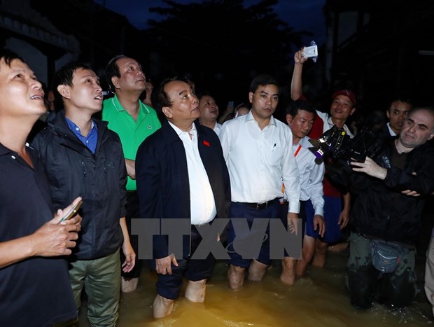 Le PM Nguyen Xuan Phuc se rend a Hoi An hinh anh 1