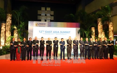 Sommet de l'ASEAN: le Vietnam apprecie le soutien des partenaires a ce bloc hinh anh 1