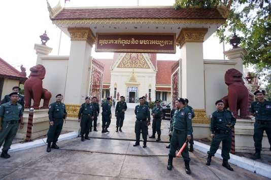 Cambodge : le CNE redistribuera les sieges du CNRP hinh anh 1