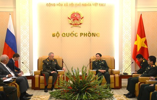 Vietnam et Russie renforcent leur cooperation dans la defense hinh anh 1