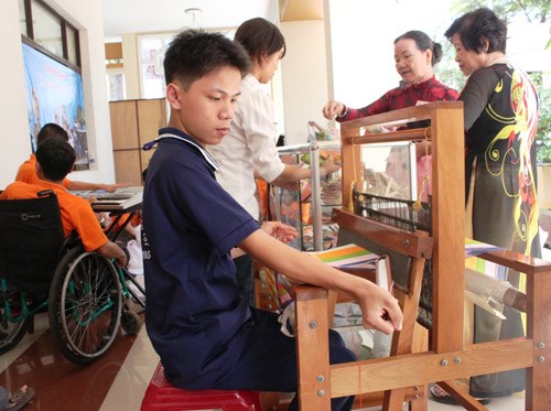 Plus de 1,2 million de personnes handicapees ont besoin d'une formation professionnelle hinh anh 1