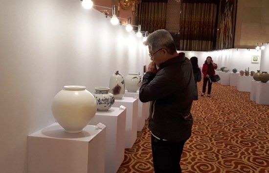 Ceramique: echange Coree du Sud - Vietnam hinh anh 1