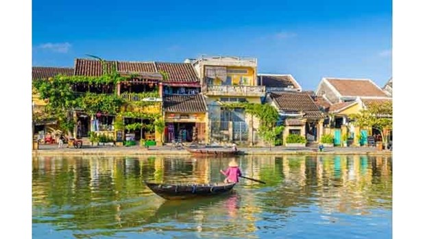 Hoi An et Hue - Deux des12 villes asiatiques qu’on devrait s’y rendre au moins une fois dans sa vie hinh anh 1