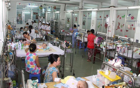 Ho Chi Minh-Ville : augmentation du nombre de cas d’allergies respiratoires a cause du froid hinh anh 2