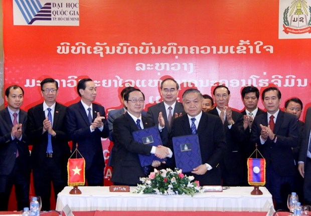 Renforcer la cooperation entre l'Universite nationale de HCM-V et l'Universite nationale du Laos hinh anh 1