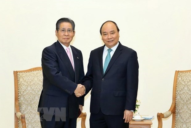 Nguyen Xuan Phuc recoit le conseiller du Premier ministre japonais hinh anh 1