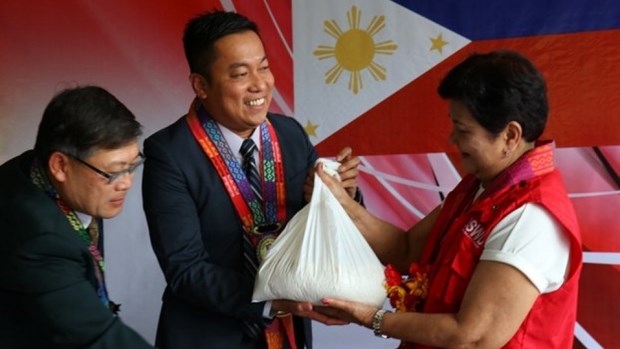 Le Vietnam offre 200 tonnes de riz aux habitants de Marawi (Philippines) hinh anh 1