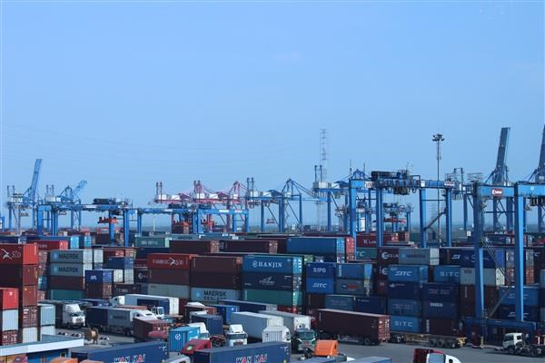 HCM-Ville: les exportations s’etablissent a pres de 12 milliards de dollars en 4 mois hinh anh 1