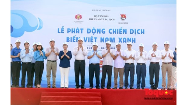 Lancement de la campagne « La mer bleue du Vietnam » a Nghe An hinh anh 1