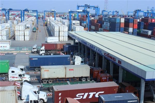 HCM-Ville: le commerce exterieur depasse les 37 milliards de dollars depuis janvier hinh anh 1
