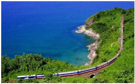 Un programme touristique presente le Vietnam sur le chemin de fer Nord-Sud hinh anh 2