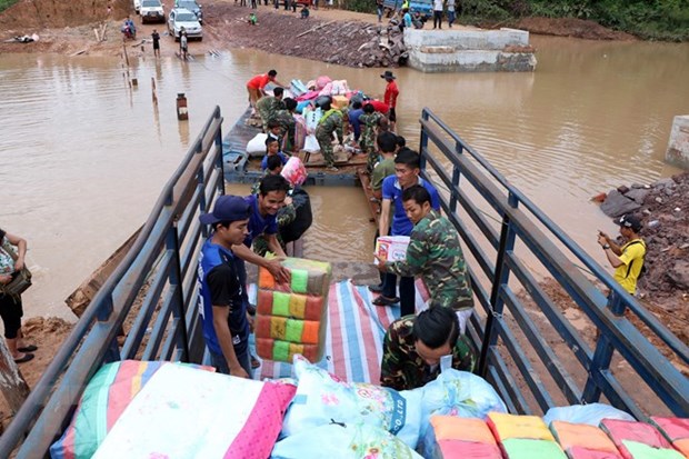 Effondrement de barrage : le gouvernement vietnamien accorde 200.000 dollars au Laos hinh anh 1