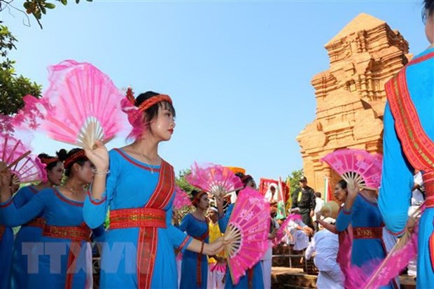 L’ethnie Cham a Binh Thuan celebre la fete Kate hinh anh 1