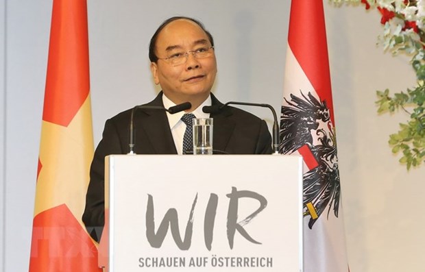 Le PM Nguyen Xuan Phuc au Forum d’entreprises Vietnam-Autriche hinh anh 1