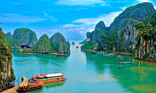 Hausse de 18% du nombre de touristes a Quang Ninh durant les jours feries hinh anh 1