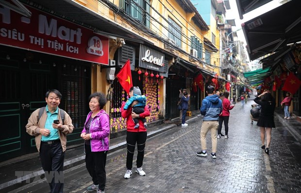 Tet traditionnel : le nombre de touristes a Hanoi en forte fluctuation hinh anh 1