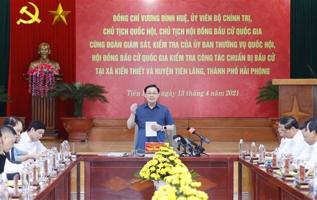 Le president de l’AN inspecte les preparatifs des elections a Tien Lang, Hai Phong hinh anh 1