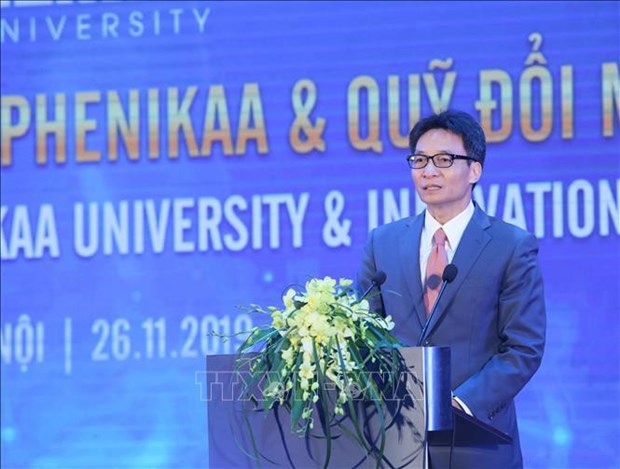 Les universites, lieu de diffusion et de creation du savoir, selon le vice-PM Vu Duc Dam hinh anh 1